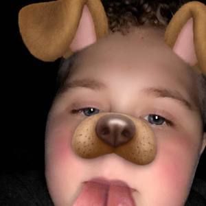 Meet your Posher, Camron